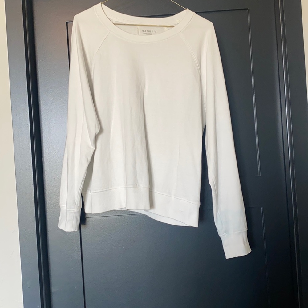 White athleta sweatshirt